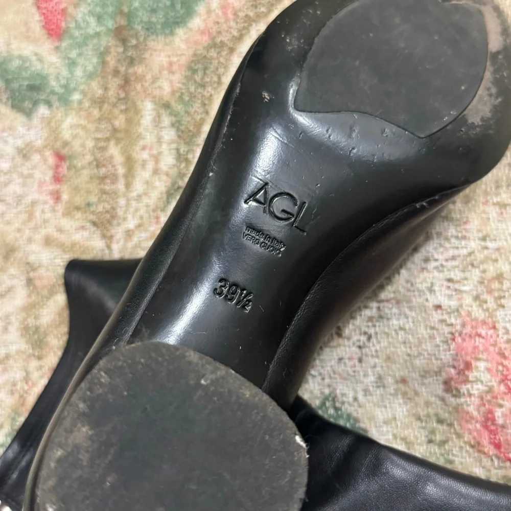AGL | Veta Precious Leather ankle boot with heel / Size 39.5